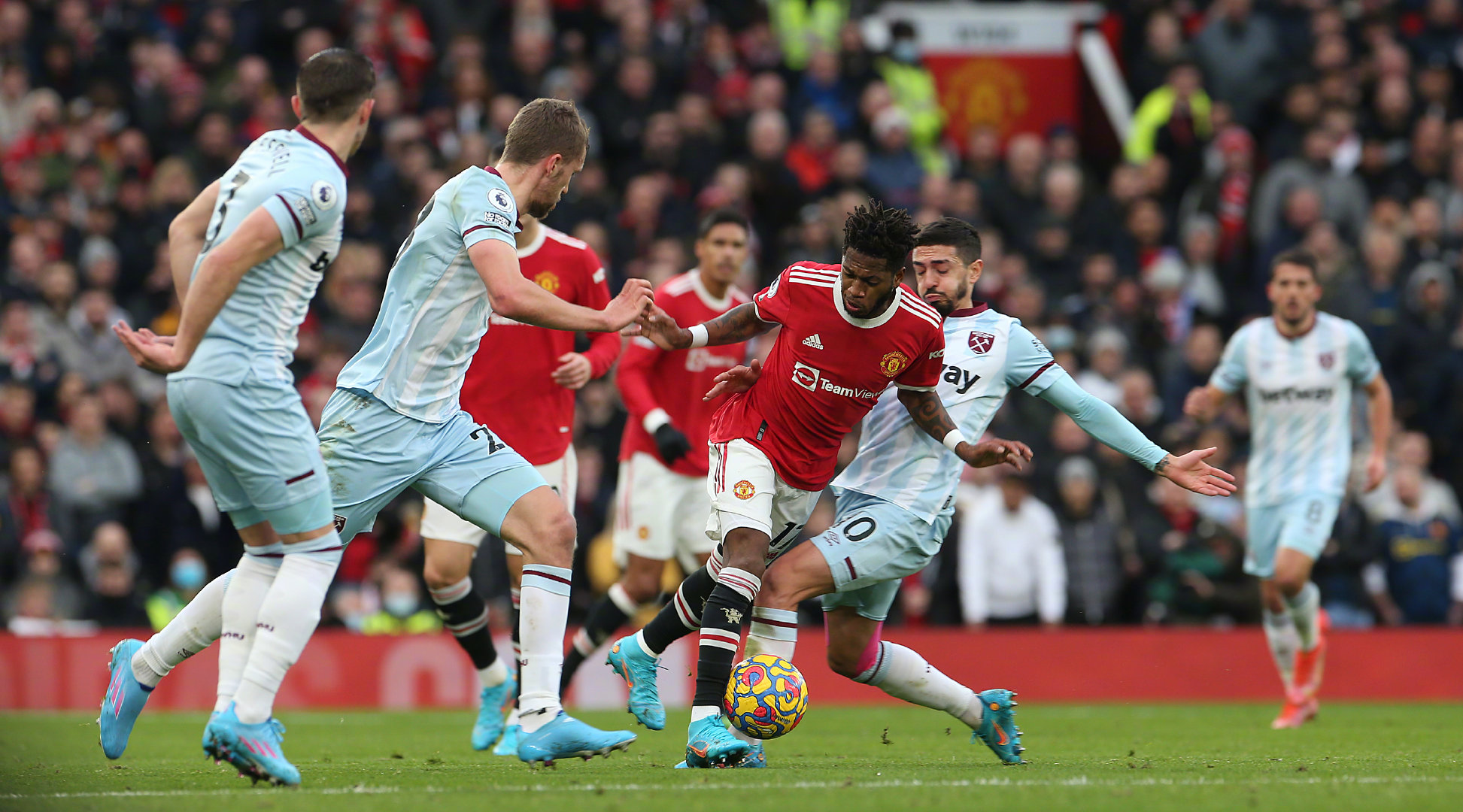 球迷和当地 球迷和当地